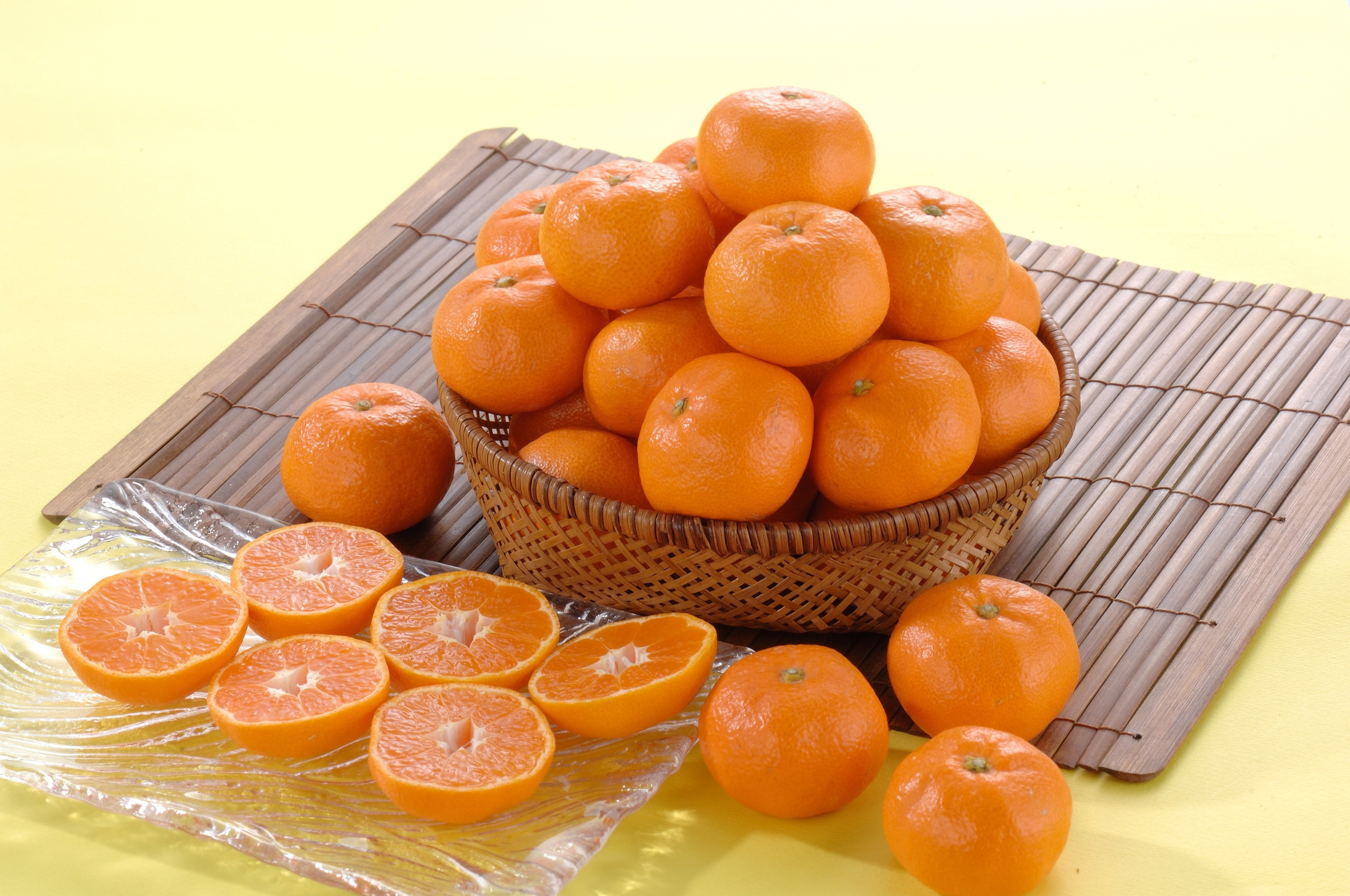 
            則村園産 有田みかん 約7kg
          