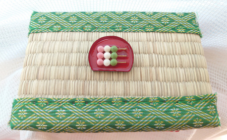 帯留め 三色団子 紙 和装 ハンドメイド 帯留め