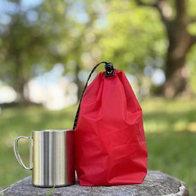 ふるさと納税 名古屋市 【S 1.5L・赤】　キャンプで大活躍!トイレットペーパーホルダー 小さめナイロン巾着袋