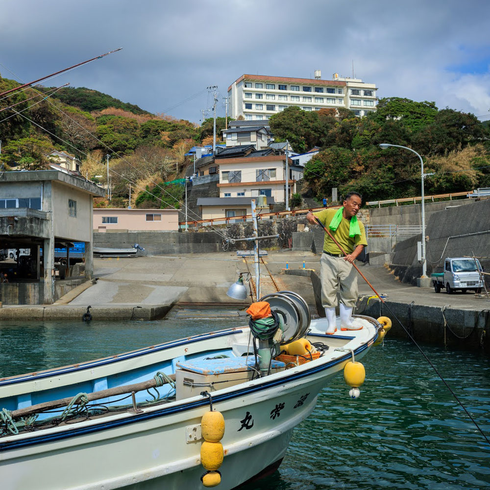 足摺地区 集落歩きツアー 1人分 観光 地元ガイド付き チケット あしずり岬 足摺半島 漁港 伊佐漁港 家族旅行 旅行 国内旅行 自然 神社 文化 徒歩 高知県 高知 土佐清水市 足摺岬【R01502
