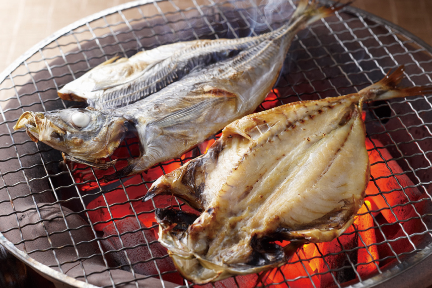 魚 干物 干物 5種 セット 6回 定期便 [マルイ水産商事 長崎県 平戸市 hr42bgy420376] 干物 ひもの みりん干し 開き サバ アジ カマス イワシ ブリ ギフト 生月島