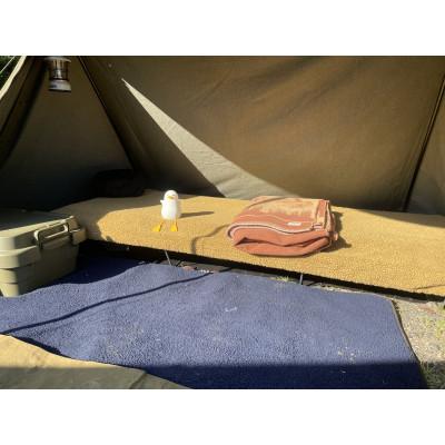 ふるさと納税 上牧町 キャンプ、焚火にアルバートン社の難燃・赤外線を吸収して発熱するボアのグランドクロス　ネイビー |  | 03