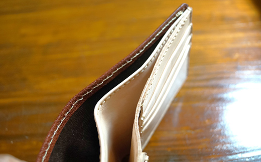 本革製二つ折り札入れ (コインケースなし)＜ブラック＞ ハンドメイド 国産牛ヌメ革 二つ折り 札入れ 財布 本革 レザー 革製品 贈り物 ギフト 黒 ブラック  ウォレット サイフ ファッション F6