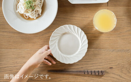 【波佐見焼】輪花丸皿 ミルク色 2枚セット 食器 皿【イロドリ】[KE53]