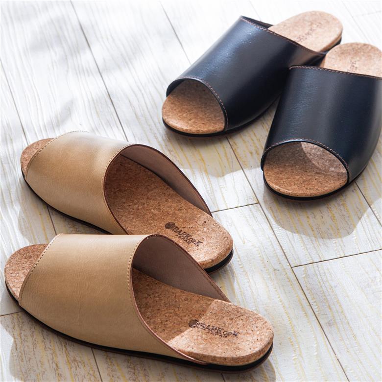 【4足セット】Made in Japanの高品質　ルームシューズの理想形。天然素材、静音性、高反発クッションで足にやさしい、 コルクでむれにくい、来客時も皮革とシンプルカラーのデザインで、さりげないセ