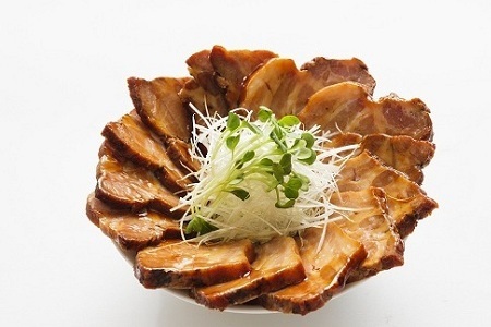 自家製 焼豚 320g 【 焼豚のタレ付き 焼き豚 チャーシュー 焼豚 焼き豚 焼き豚 】 [005IZ001]