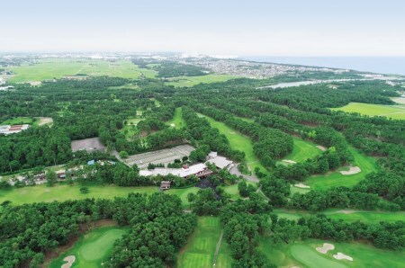 新発田市内ゴルフ場共通感謝券(900,000円分)　【 温泉 旅行 感謝券 旅行券 宿泊券 利用券 宿泊 ゴルフ 月岡 A02_300 】