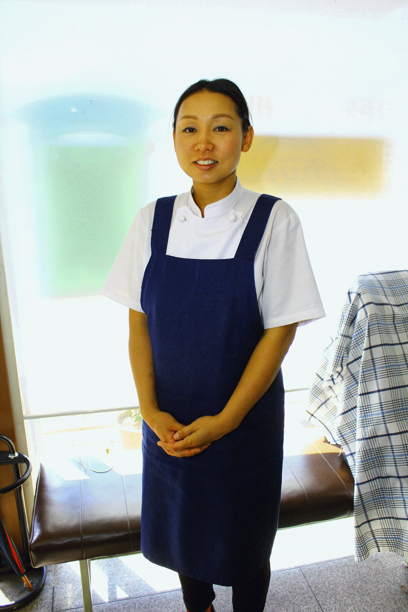 お菓子のふじ　3代目店主の前田さん