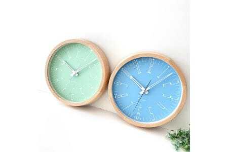 KATOMOKU Muku clock km-141　木製掛け時計（ライトブルー）