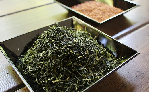 京丹波町産の在来種茶葉「さらびき茶」。