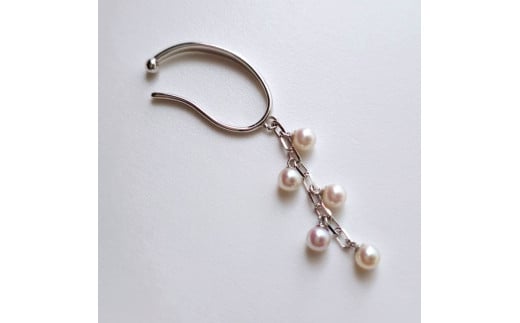 真珠 イヤーカフ 4.0～4.4mm SV シルバー Silver イヤーカフ ベビー パール アクセサリー ジュエリー ファッション 国産 あこや  冠婚葬祭 慶事 誕生日 結婚式 記念日 お祝い 贈答用 贈り物 ギフト プレゼント 普段使い おしゃれ カジュアル 三重県 伊勢 志摩市   / ピアスホールのない方におすすめ、ベビーパールのイヤーカフ