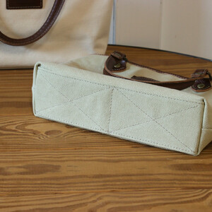 【サンドベージュ】MT-03 帆布×革 クラシカルな雰囲気のミニトートバッグ 