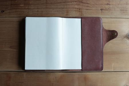 レザー手帳カバー（cousin A5）【ブラウン】 イタリアンレザーカバー