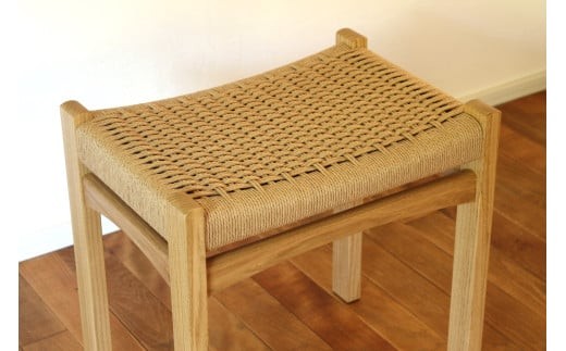 編み座面 の スツール （ 国産 クリ材 ） | 椅子 家具 いす イス スツール クリ 国産材 無垢材 ペーパーコード 長野県 塩尻市
