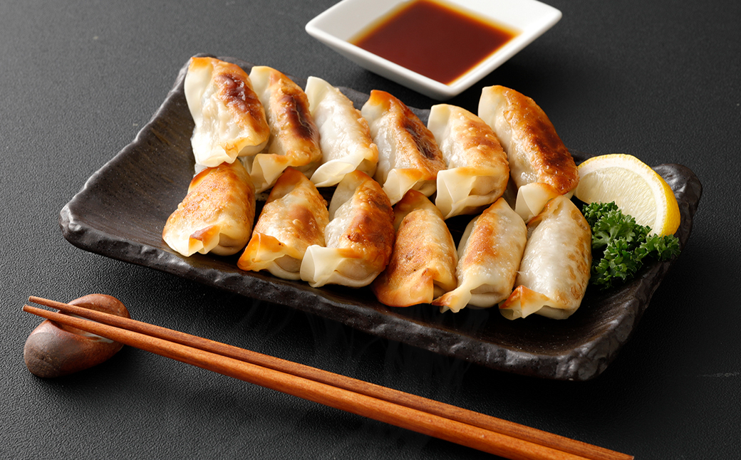 【1ヶ月毎7回定期便】 梅肉ポーク使用 熊本ギョーザ 計350個（50個✕7回） 餃子 ぎょうざ 豚肉