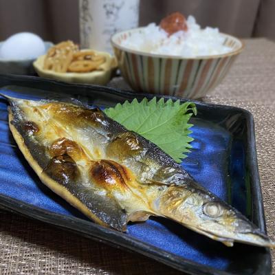 ふるさと納税 熊野市 香酸柑橘果汁が塩味を引き立てた干物 減塩干物 さんま開き |  | 02