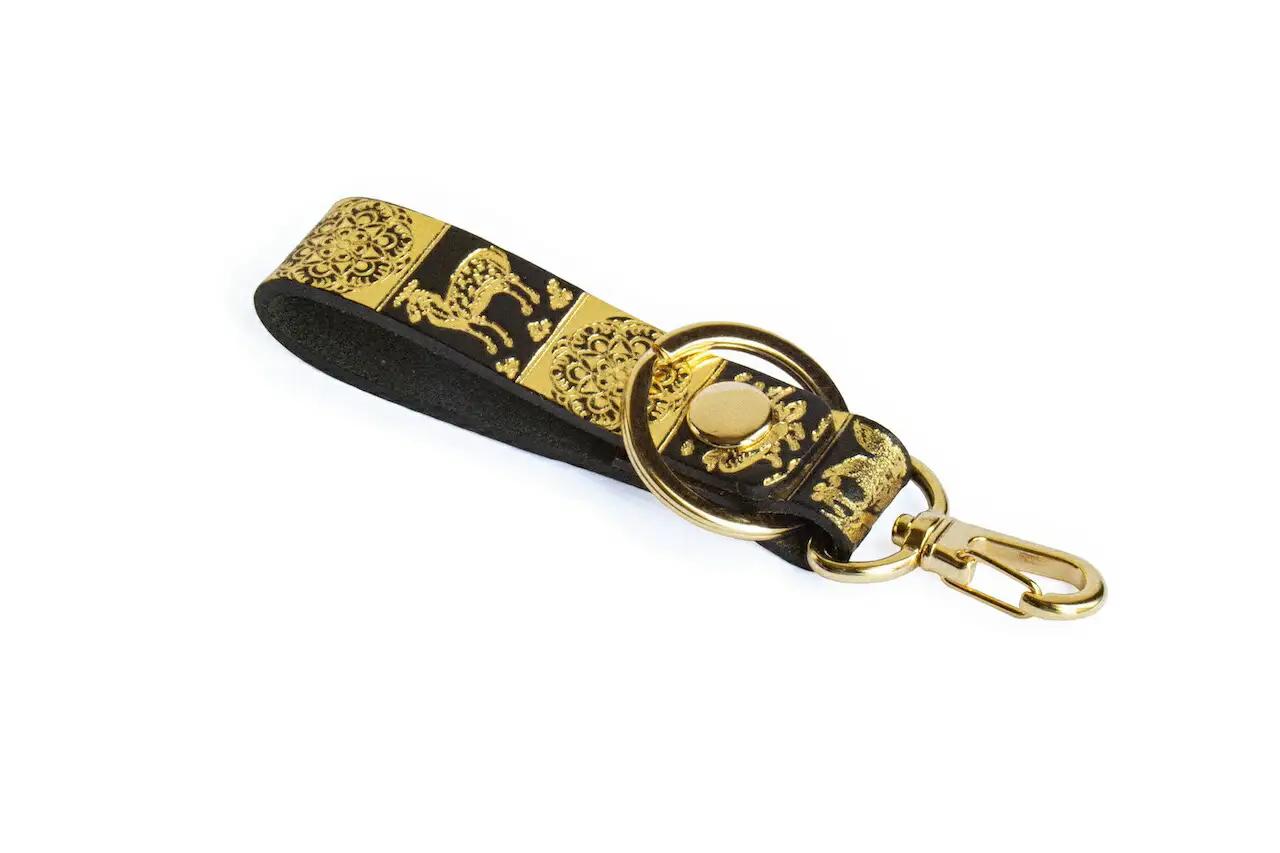 キーホルダー 「正倉院文様キーホルダー 箔押し」 金箔 金 レザー ヌメ革 牛革 HARUHINO 7-255