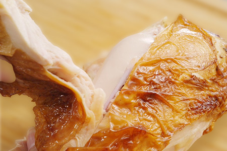 佐賀県産みつせ鶏 丸焼きロースト 1羽【丸鶏 簡単 レンチン ジューシー ローストチキン クリスマス パーティー イベント ダッチオーブン 低脂質 ヘルシー 旨味成分 柔らか 歯ごたえ】K059028