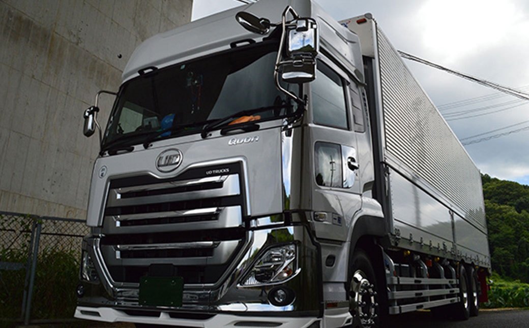 新型クオンUDクオン 大型フロントスポイラー タイプ4 3P大型低床トラクター用