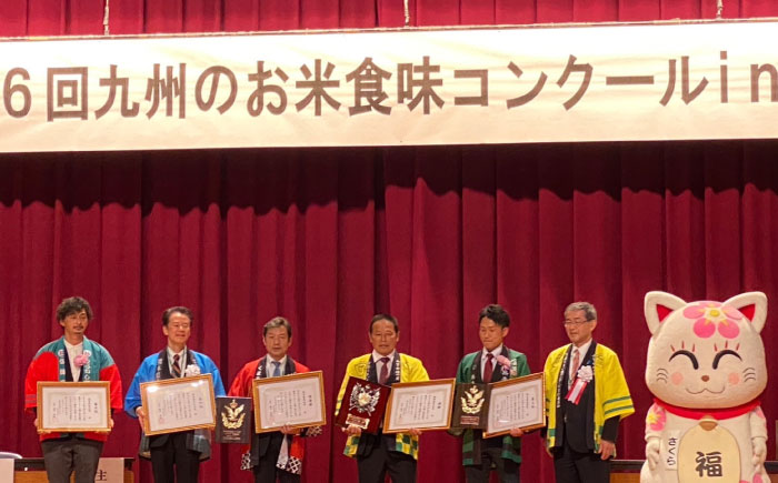 【先行予約】【令和7年度産】【全3回定期便】【九州米・食味コンクール3年連続入賞！】こだわりのさがびより 10kg×3回（白米）【白浜農産】米 お米 白米 [IBL016]