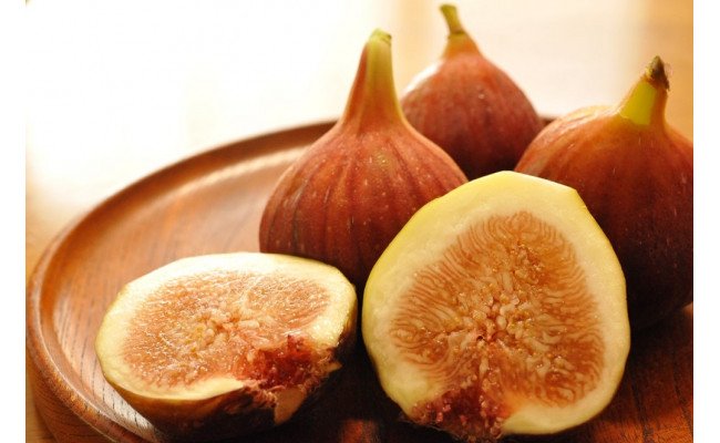 【先行予約】もぎたて朝どり完熟いちじく　秀品 約1kg（9～12玉）／愛知県産　サマーレッド　いちじく　イチジク　無花果　果物　フルーツ