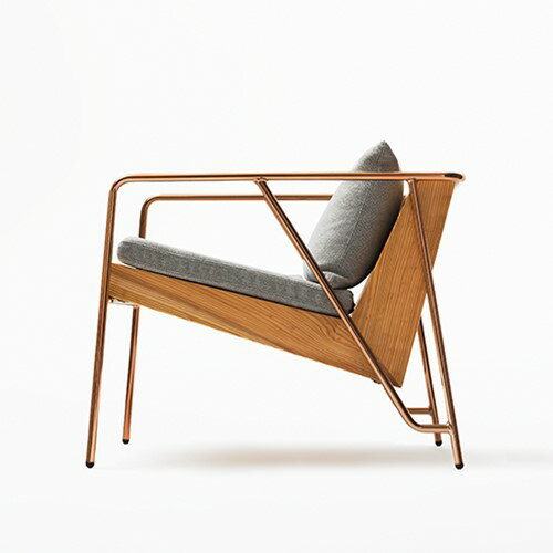 【ふるさと納税】【FIL】ラウンジチェア MASS Series Lounge Chair -Natural Wood & Copper Frame-　小国杉 イージーチェア ローチェア 椅子 チェア クッション インテリア 家具 木製 無垢材 天然木 受注生産 リビング ダイニング ギフト 熊本 阿蘇 南小国町 送料無料