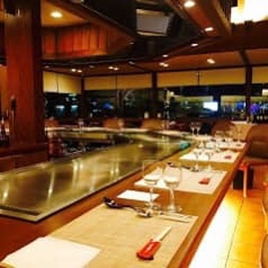 ステーキ・鉄板料理　和かな北上店　お食事券（5万円分）岩手県 北上市 レストラン 食事 ディナー ランチ チケット 鉄板 ステーキ 海鮮 ハンバーグ 肉 和牛 豪華 お祝い イベント 誕生日 Q005