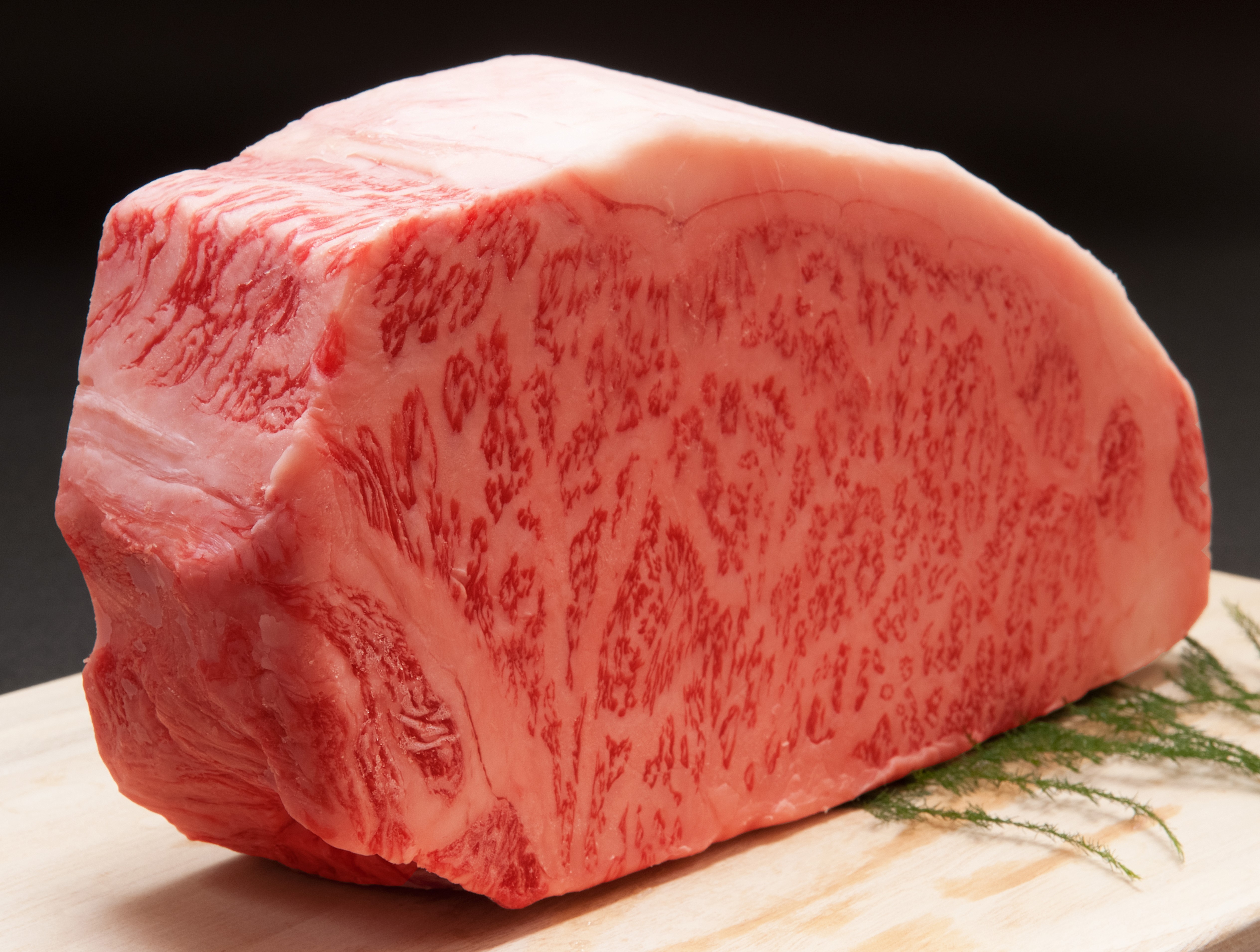 
            伊万里牛A5サーロインブロック1ｋｇ 193-J1601
          