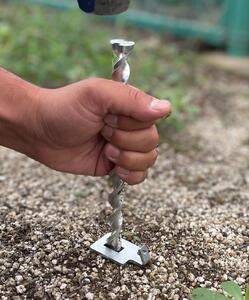 ねじペグ２５ｃｍ　シルバー　８本セット　キャンプ用ペグ　スパイラル　トルネード　アウトドア【アウトドアグッズ 人気 おすすめ 】