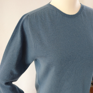 カシミヤレディースセーターエポーレット　Sサイズ（はなだいろ） 031-013-HN