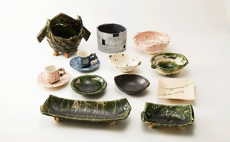 【 織部丸皿 ×1枚 】 陶芸工房 季仙窯 ［ 陶芸 手びねり 手づくり 鉢 皿 料理 作品 岩手 陸前高田 ］