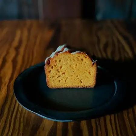 【中山道木曽福島の古民家カフェ】味噌キャラメルパウンドケーキ【配送不可地域：離島】【1735049】