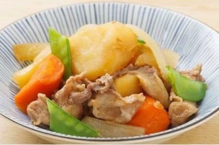 【冷蔵でお届け可】近江牛切り落とし　1.5kg  日本三大和牛 近江牛 切り落とし 国産牛 霜降り 産地直送  ブランド和牛 AJ-0011
