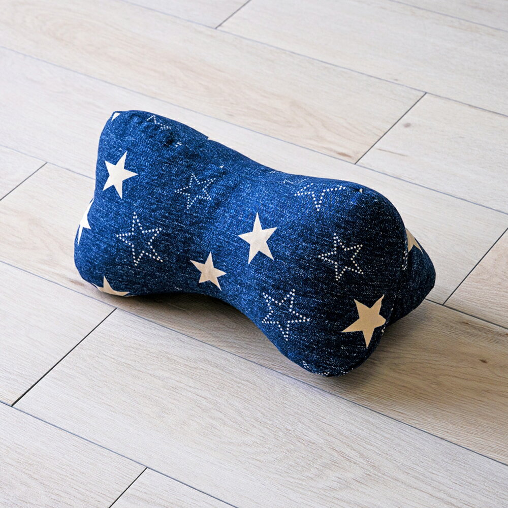 【ふるさと納税】＜選べるデザイン＞くつろぎほね枕 1個 カジュアル / 北欧調 枕 ほね枕 まくら 棉100% コットン 低反発チップ ポリエチレンパイプ ヨガブロック エクササイズ 寝具 インテリア 家具 プレゼント ギフト 敬老の日 父の日 母の日 日本製 福岡県 柳川市 送料無料