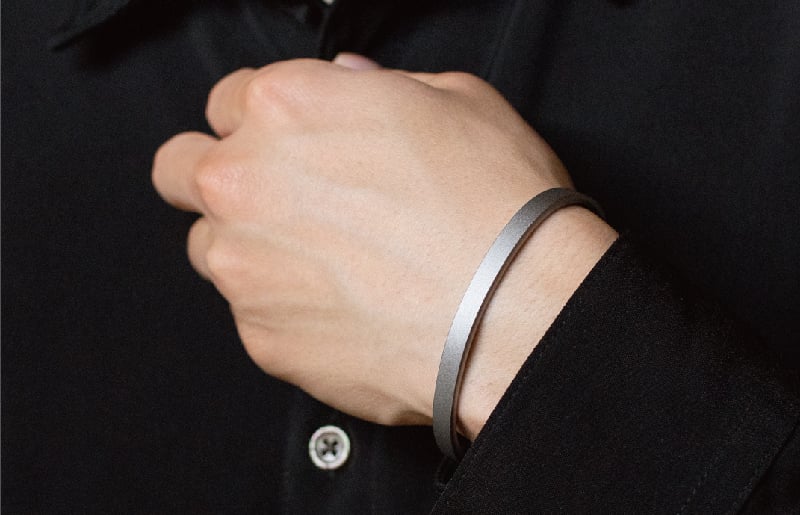 【スピード発送】バングルPRESS ブラックホーニング tav0056