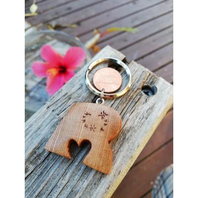 ふるさと納税 屋久島町 屋久杉イニシャルキーホルダー　”R”