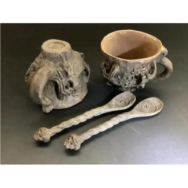 縄文・火焔型土器のコーヒーカップ・マグカップ+縄文スプーン　2個セット　7.5cm×174ｇ 手作り 工芸品 食器 新潟市