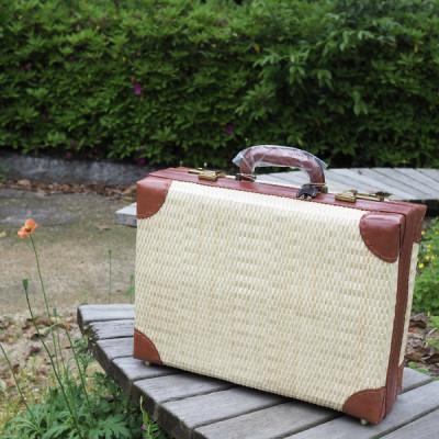 ふるさと納税 豊岡市 【伝統工芸士作】　行李アタッシュケース(中)赤茶 / アタッシュケース 軽量 丈夫 調湿性