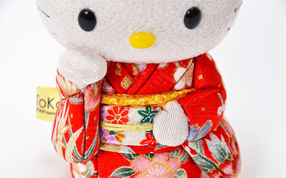 No.182 木目込人形（ハローキティ） ／ サンリオ 人気 キャラクター かわいらしさ 上品 飾り物 置物 開運招福 千客万来 商売繁盛 縁起 縁起の良いお品 ギフト贈り物 プレゼント 埼玉県