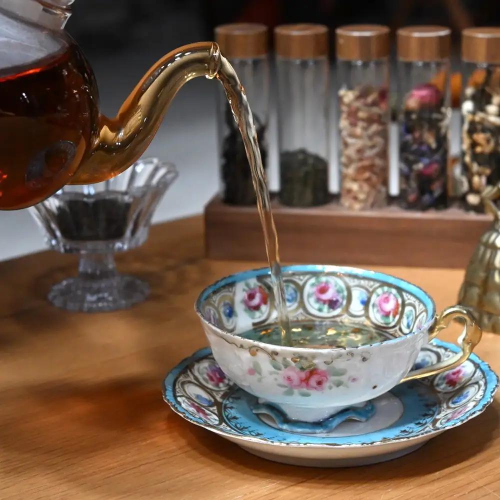 【幻の和紅茶】カヌマ紅茶 プレミアムギフト缶 2缶セット | 和紅茶 紅茶 ティーパック 国産 茶 茶葉 リーフ 希少 プレゼント ギフト ご自宅用 家庭用 栃木県 鹿沼市 板荷