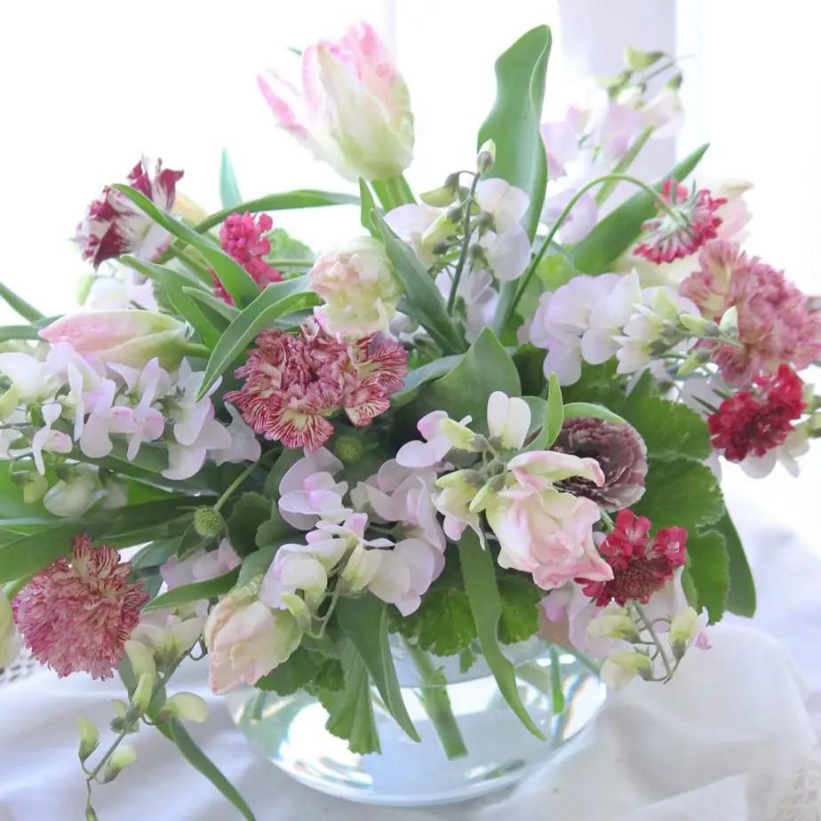 花束 季節の花束 生花 定期便 6か月 花束