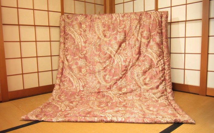 近江真綿布団 近江真綿掛け布団 1.5kg シングル【赤色】近江真綿 シルク掛布団 寝具 シングル
