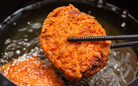 『純国産』熊本の味「桜」 国産 馬肉 100% 馬肉 コロッケ 計20個 【有限会社 九州食肉産業】[AYCN035]