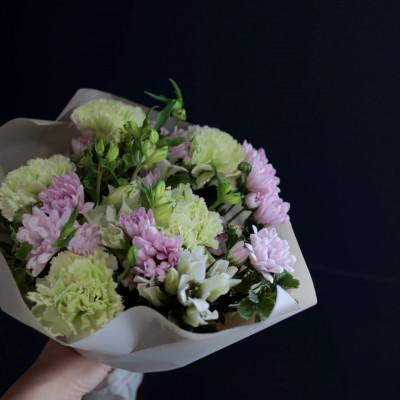 ふるさと納税 筑西市 【2週間毎定期便】季節のお花で束ねた仏花【花瓶用】/ミニサイズ全24回 |  | 01