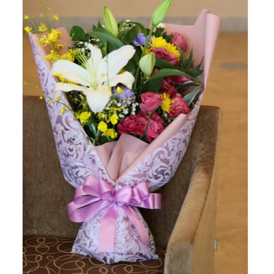 ふるさと納税 長崎市 お花やお色・ラッピングはお任せ!!御供の花束(大) |  | 02