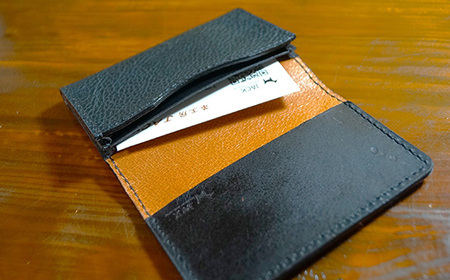 本革製名刺入れ＜ネイビー＞ ハンドメイド 国産牛ヌメ革 名刺入れ 名刺 ケース 本革 レザー 革製品 贈り物 ギフト ネイビー  F6L-260