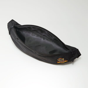 ボディバッグ　エンブレ　681431　5-083