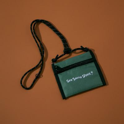 ふるさと納税 館山市 【Sea Sauna Shack×B.C.STOCK】コラボサコッシュ カーキ