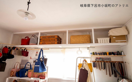 【CARAVELLE.baby】まんまるリュック（col.青）直径20cm ショルダー約37cm～62cm  ベビーリュック ミニリュック 子供【ギフト包装】子供 キッズ ミニリュック【74-6】