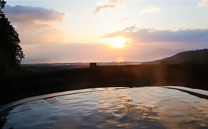 【平日限定】雲仙みかどホテル ペア宿泊券 （ 和室 プラン）南島原市 / ミカド観光センター [SEC001]